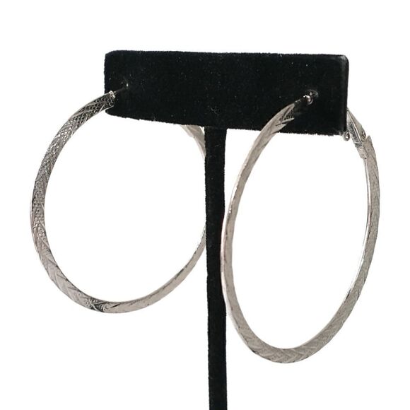 Large Hoop Earrings Bohemian Textured Vtg Silver Tone Hippie Pierced Flat Gypsy. - Picture 3 of 16